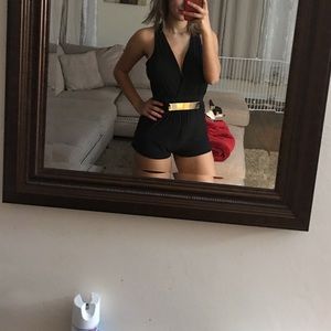 Black Romper with gold on center V-Neck 🌸 fits S